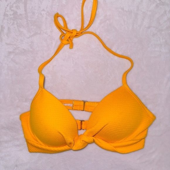 Shade & Shore Yellow Twist Front Underwire Tie Neck Halter Bikini Top 34B - Picture 1 of 4
